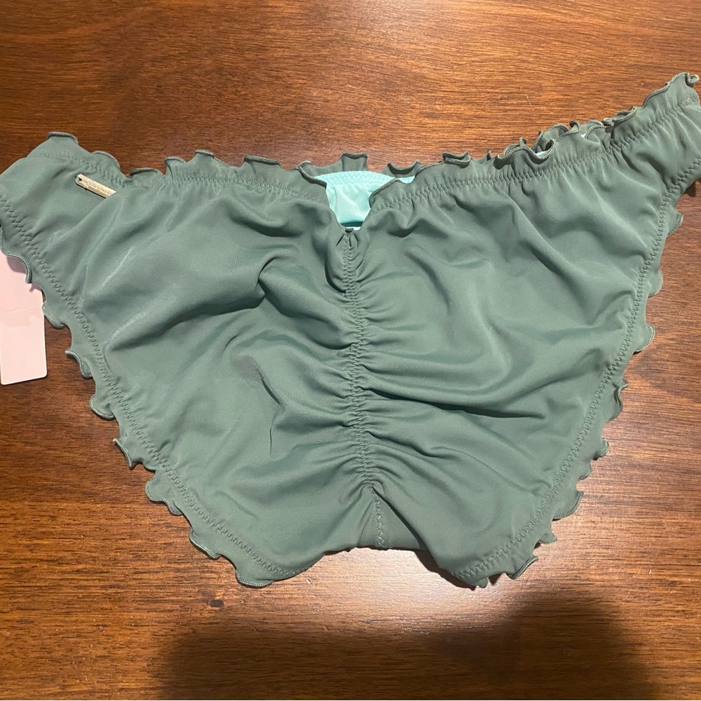 NWT Victorias Secret Cheeky Rouched Bikini Bottom, size large, color olive.